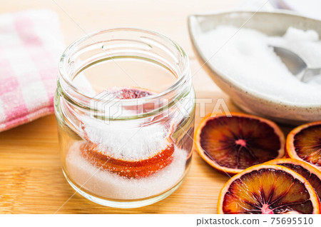 Cooking Blood Orange Confit Cooking Blood Orange Confit 75695510