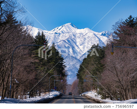 夕張山脈 75696597