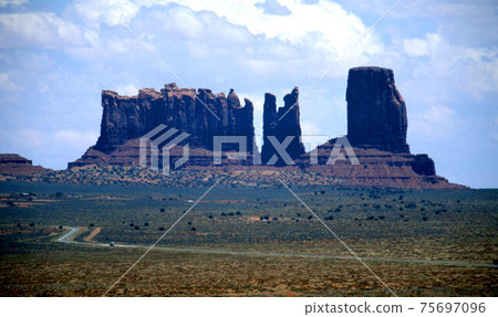 Monument Valley Monument Valley 75697096