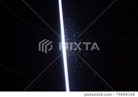 Insertion of light in the tower Insertion of light in the tower 75699148