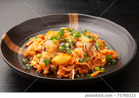 Pork kimchi 75700213