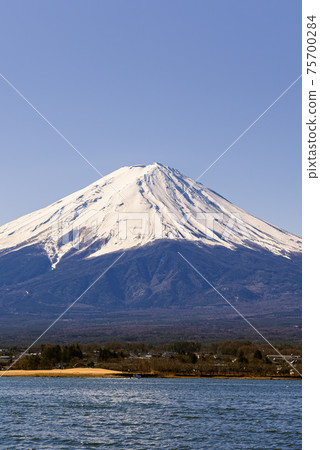 藍天和富士山 75700284