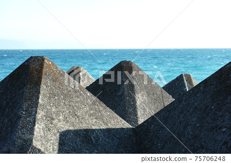 在tetrapot的海 在tetrapot的海 75706248