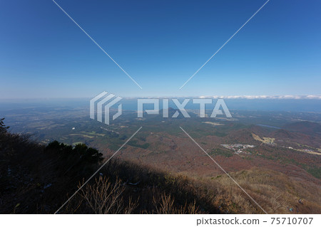 《鳥取縣》大仙登山,大仙沖繩國家公園的秋景 《鳥取縣》大仙登山,大仙沖繩國家公園的秋景 75710707