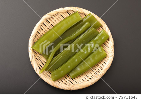 Wakame seaweed from Miyagi prefecture (boiled) Wakame seaweed from Miyagi prefecture (boiled) 75711645