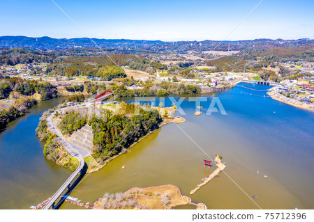 Kameyama Dam Lake Kameyama (Kimitsu City, Chiba Prefecture) 75712396
