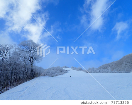 White slope White slope 75713236