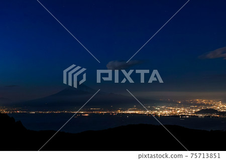 Shizuoka Prefecture Izu / Mt. Fuji night view taken from the Darumayama Kogen Rest House Shizuoka Prefecture Izu / Mt. Fuji night view taken from the Darumayama Kogen Rest House 75713851