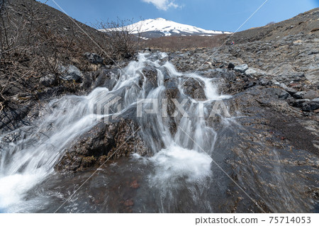 Mt. Fuji illusion waterfall Mt. Fuji illusion waterfall 75714053