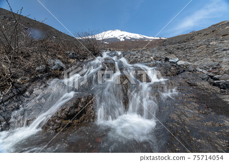 Mt. Fuji illusion waterfall Mt. Fuji illusion waterfall 75714054