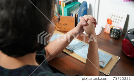 Praying hands 75715221