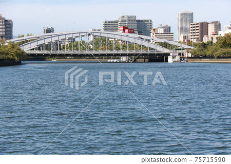 Sakuramiya Bridge over the Okawa River in Osaka City Sakuramiya Bridge over the Okawa River in Osaka City 75715590