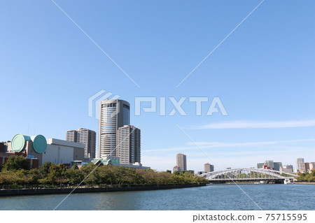 Scenery of Osaka 75715595
