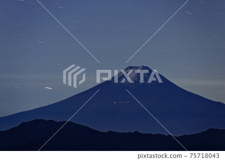 從大房松山看富士山和Canopus 從大房松山看富士山和Canopus 75718043