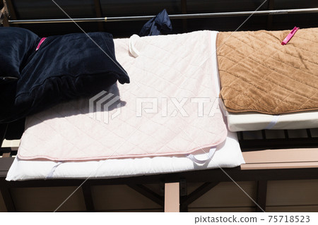  被褥烘乾 75718523