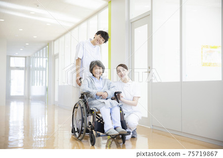 Medical Female Business Caregiver Helper Elderly Senior Wheelchair Medical Female Business Caregiver Helper Elderly Senior Wheelchair 75719867
