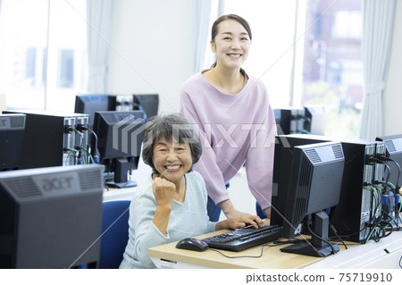 PC教室高級 75719910