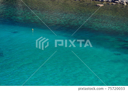 翡翠綠海 75720033
