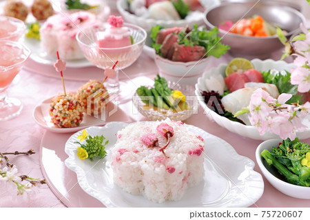 Cherry-blossom viewing lunch, cherry-blossom viewing set, cherry-blossom viewing set, cherry-blossom viewing set 75720607