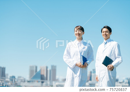 Medical outdoor lab coat 75720837