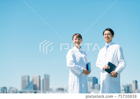 Medical outdoor lab coat 75720838