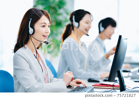 Business scene operator Business scene operator 75721827