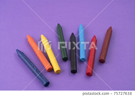 some wax crayons some wax crayons 75727638