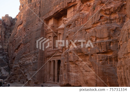 Petra, ancient city in Jordan Petra, ancient city in Jordan 75731334