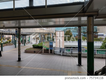 Tokyu Den-en-toshi Line Mizonokuchi Station JR Musashi-Mizonokuchi Station Kanagawa Prefecture 75734116