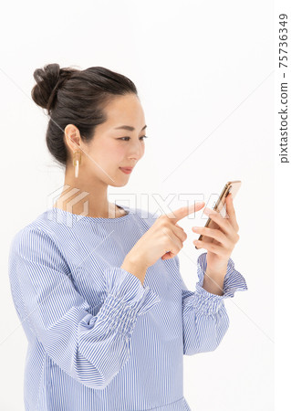 女智能手機智能手 75736349