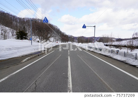 在新光川町的腹地,路線451 在新光川町的腹地,路線451 75737209