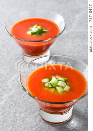 Traditional Spanish gazpacho soup Traditional Spanish gazpacho soup 75740497
