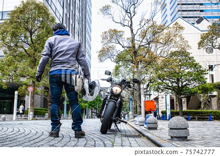 City Touring Tokyo 75742777