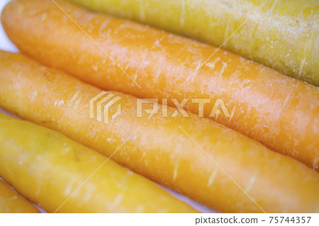 Kinbijin Ginseng (produced in Chiba Prefecture) Kinbijin Ginseng (produced in Chiba Prefecture) 75744357