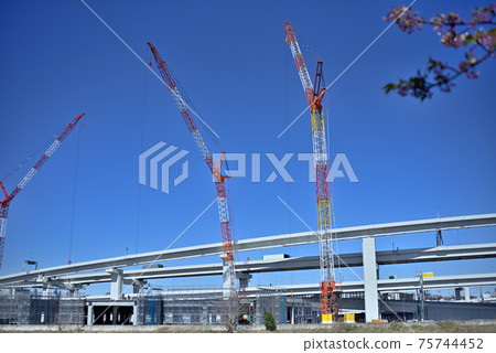 公路建設 75744452