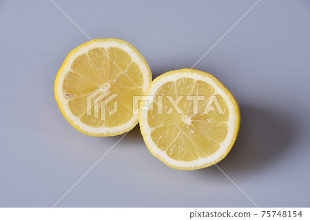 Lemon with plenty of vitamin C Lemon with plenty of vitamin C 75748154