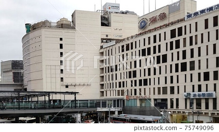 Tokyo Shibuya Station Tokyu Department Store Former Toyoko Store Closed on March 31, 2020 Closed Tokyo Shibuya Station Tokyu Department Store Former Toyoko Store Closed on March 31, 2020 Closed 75749096