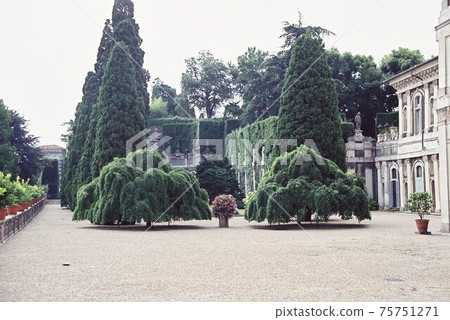 Lake Maggiore Lake Maggiore 75751271