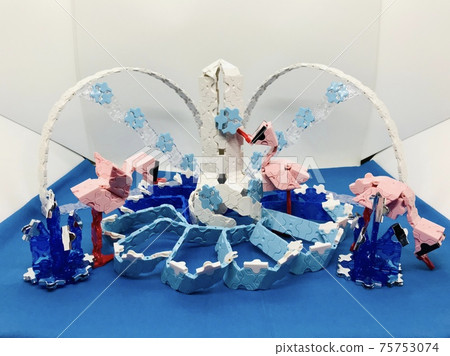 火烈鳥和噴泉塊藝術 火烈鳥和噴泉塊藝術 75753074