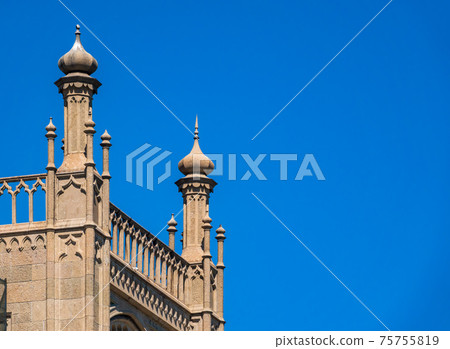 The walls of the old palace on the background of a blue sky The walls of the old palace on the background of a blue sky 75755819
