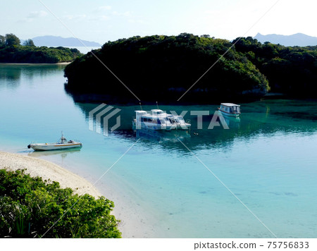 納吉早晨的川平灣 納吉早晨的川平灣 75756833