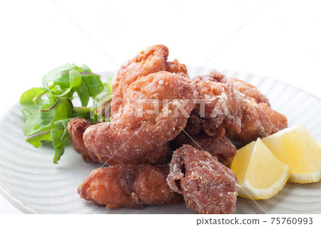 Deep-fried chicken Deep-fried chicken 75760993