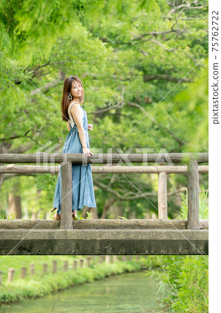 Beautiful Japanese women 75762722