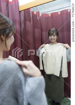 Fitting room Women Fitting room Women 75766614