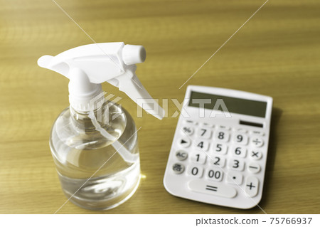 用酒精消毒計算器的圖像 用酒精消毒計算器的圖像 75766937
