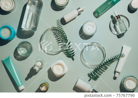 Bottles with serum or oil Bottles with serum or oil 75767790
