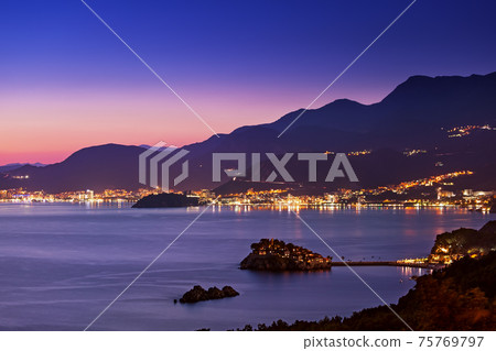 Island Sveti Stefan - Montenegro 75769797
