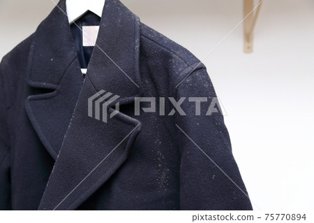 Moldy coat 75770894