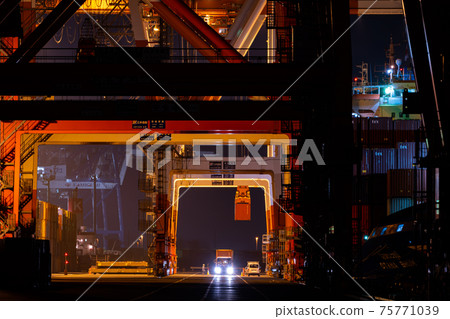 Qinghai Container Wharf Customs Customs Trade Container Crane Night View Tokyo Bay Container Ship Qinghai Container Wharf Customs Customs Trade Container Crane Night View Tokyo Bay Container Ship 75771039