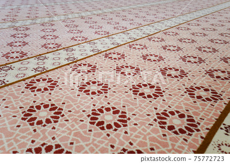 A mosque A mosque 75772723